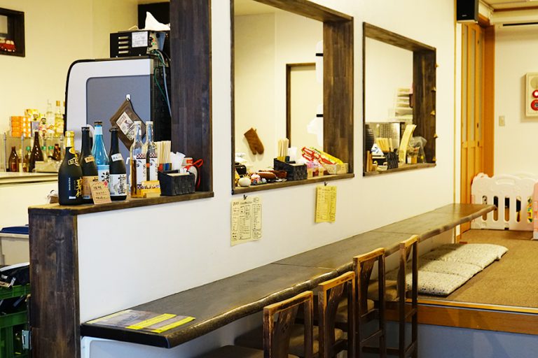 Sansan Yuzawa Backpackers