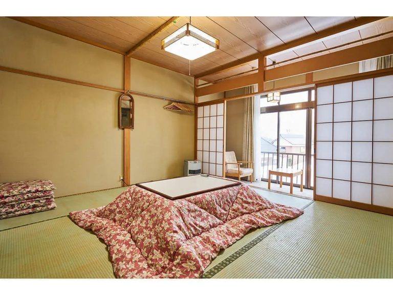 ファンタジェンイズミヤ